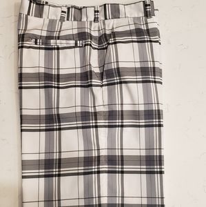 Alan Flusser golf shorts size 38 (true fit is 35 in.)